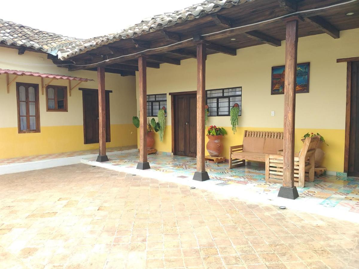 De Las Flores Hotel Comitan de Dominguez Exterior photo